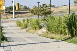 Modelo de piso tátil direcional instalado pela Concretos Florense